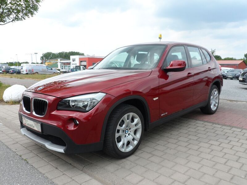 Rot Gebraucht 2012 BMW X1 Sport Line SUV | 9.390 € (Fairer Preis) - Bild 1/4