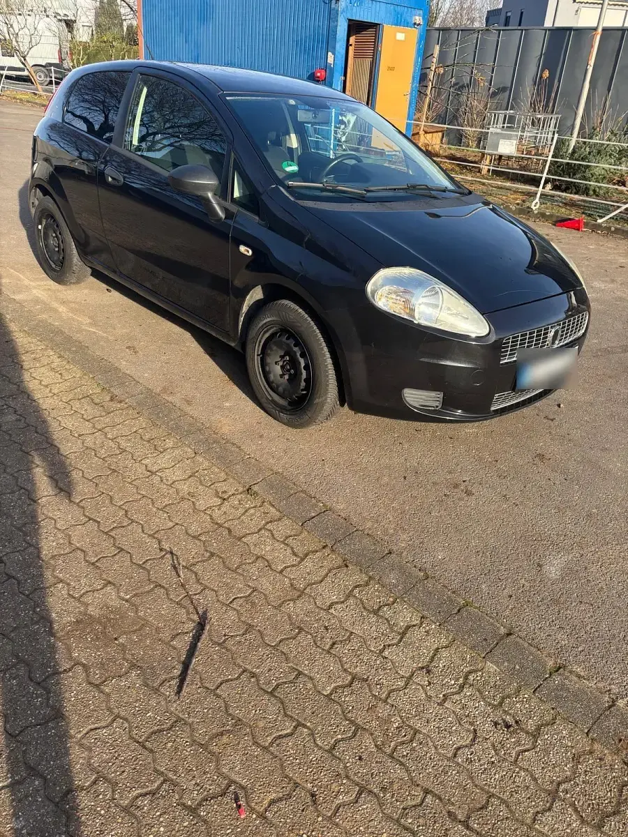 Gebraucht Fiat Punto 70 PS (51 kW) 2009 Schwarz Kleinwagen