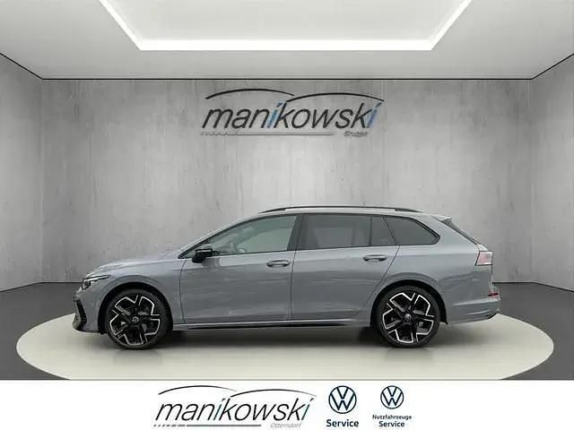 Gebraucht VW Golf VIII R-line 204 PS (150 kW) 2026 Grau Kombi