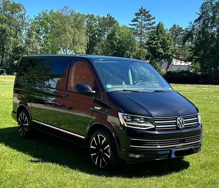 Gebraucht VW Multivan 204 PS (150 kW) 2016 Schwarz Van / Kleinbus