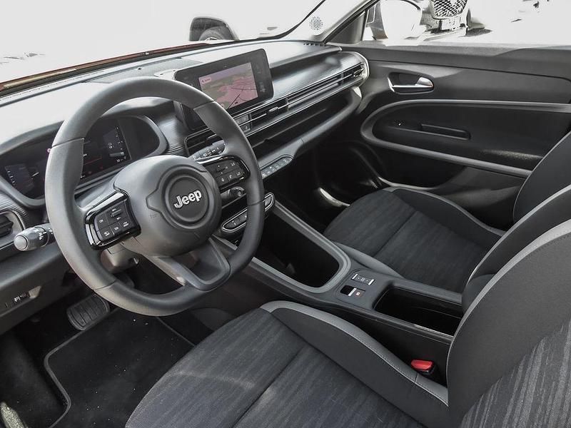 Gebraucht Jeep Avenger EV Longitude 114 kW (156 PS) 2023 Rot SUV