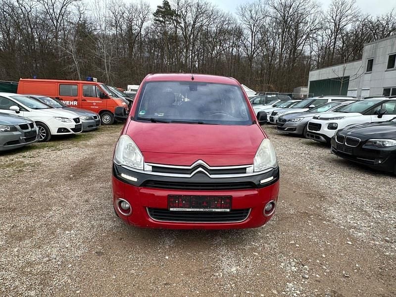 Second-hand Citroën Berlingo SELECTION 114 CP (83 kW) 2012 Roșu Monovolum