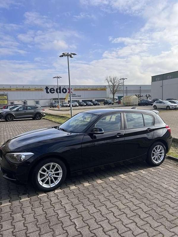 Gebraucht 2014 BMW 114 Sport Line Kleinwagen | 5.900 € (Superpreis) - Bild 1/4