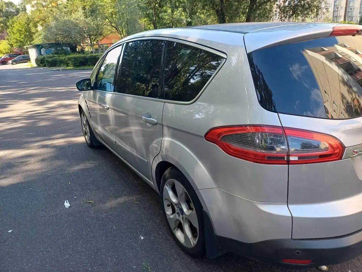 Gebraucht Ford S-MAX S 163 PS (119 kW) 2015 Braun Van / Kleinbus
