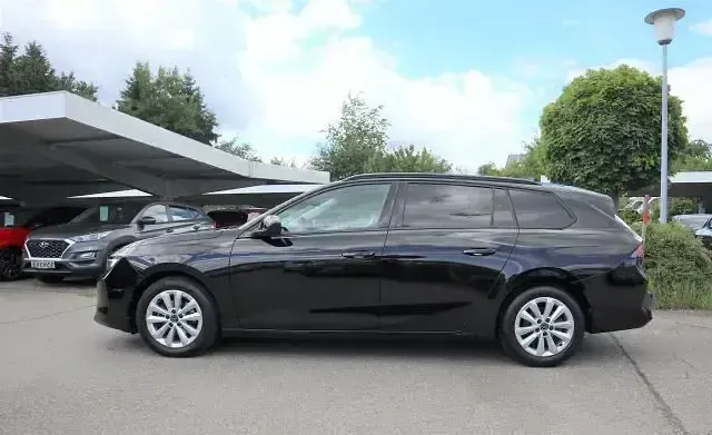 Gebraucht Opel Astra Enjoy 110 PS (80 kW) 2024 Karbon schwarz Kleinwagen