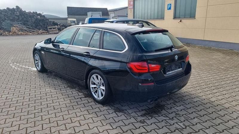 Gebraucht BMW 525 204 PS (150 kW) 2010 Schwarz Kombi