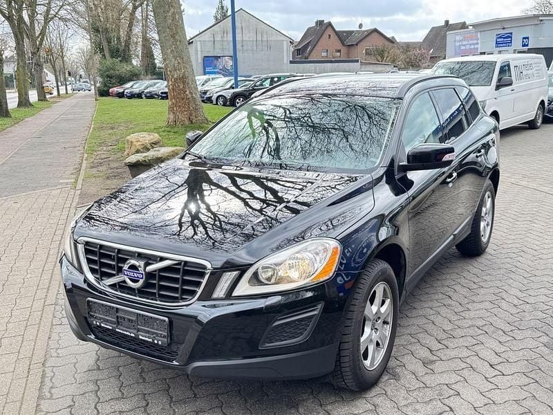 Gebraucht Volvo XC60 Kinetic 163 PS (119 kW) 2012 Schwarz SUV
