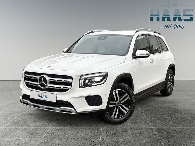 Weiß Gebraucht 2022 Mercedes GLB200 SUV | 28.990 € (Guter Preis) - Bild 1/4