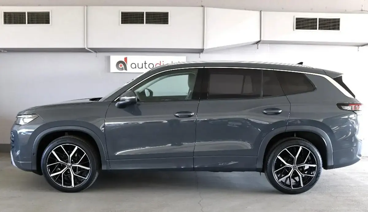 Gebraucht VW Tayron Elegance 150 PS (110 kW) 2025 Grau SUV
