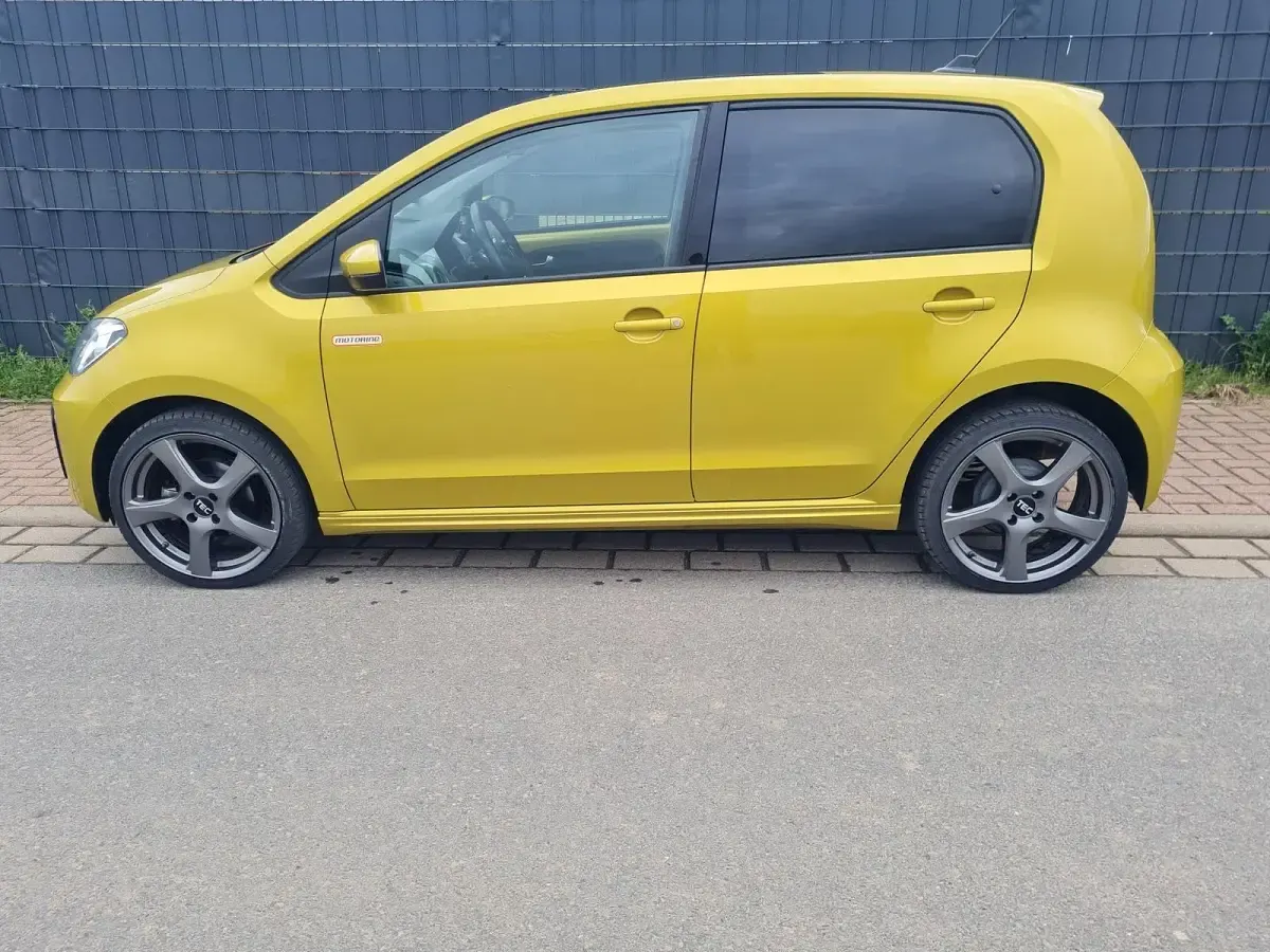 Brugt VW e-up! 61 kW (83 HK) 2016 Guld Hatchback