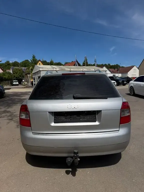 Gebraucht Audi A4 131 PS (96 kW) 2004 Grau Kombi