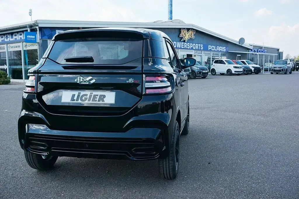 Nuova Ligier JS50 2026 Nero Utilitaria
