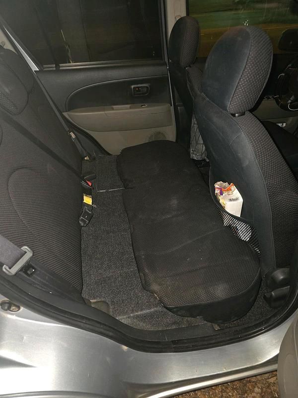 Silber Gebraucht 2006 Daihatsu Sirion Kleinwagen | 1.699 € (Etwas zu teuer) - Bild 1/4