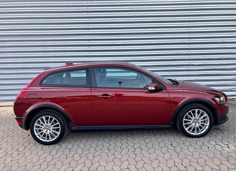 Gebraucht Volvo C30 136 PS (100 kW) 2009 Rot Kleinwagen
