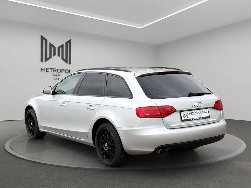 Gebraucht Audi A4 Attraction 160 PS (117 kW) 2009 Silber Kombi