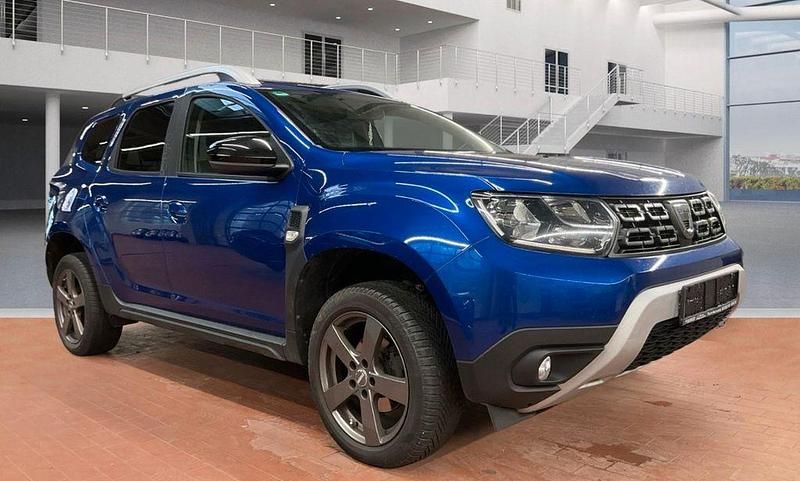 Gebraucht Dacia Duster Celebration 116 PS (85 kW) 2020 Blau SUV