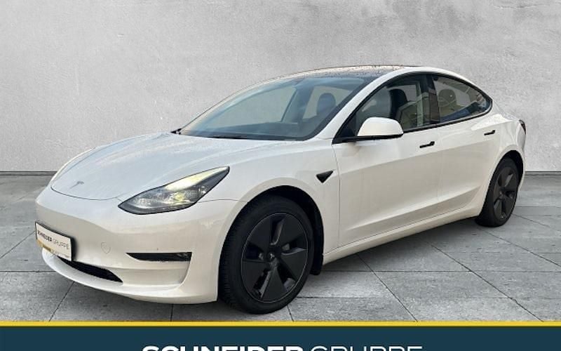 Weiß Gebraucht 2022 Tesla Model 3 Long Range AWD Limousine | 31.890 € (Fairer Preis) - Bild 1/4