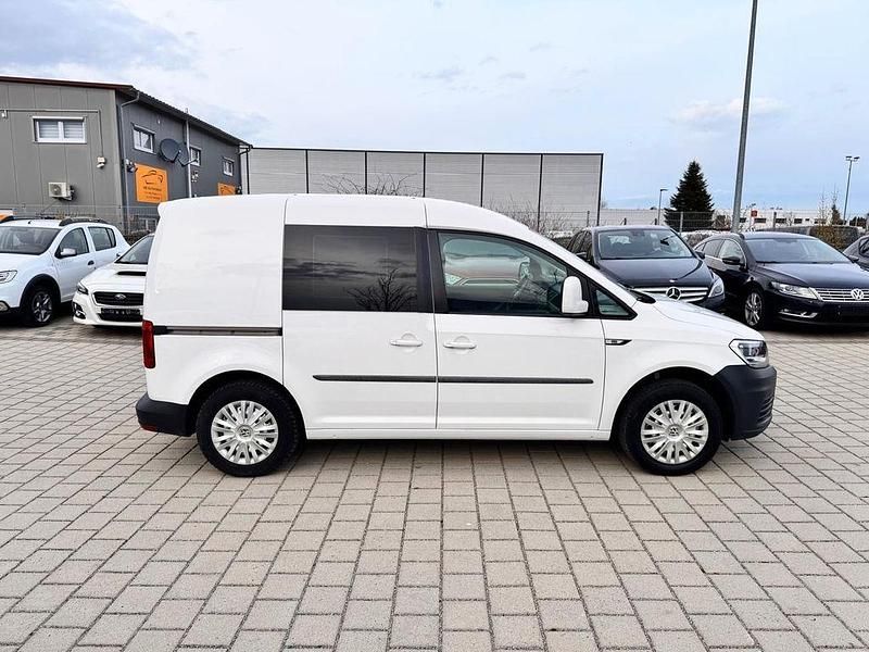 Gebraucht VW Caddy Trendline 102 PS (75 kW) 2018 Weiß Van / Kleinbus