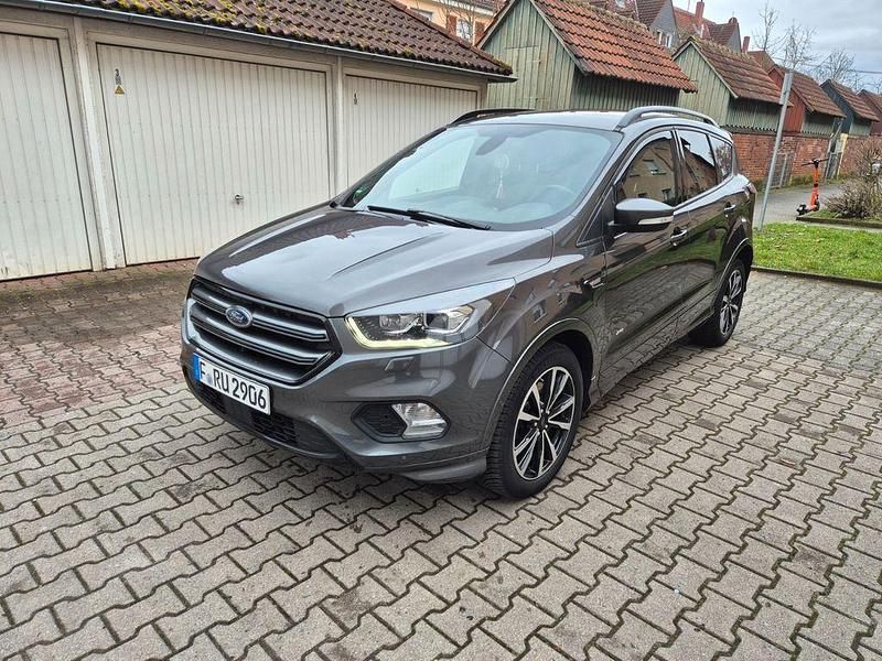 Gebraucht Ford Kuga ST-Line 179 PS (131 kW) 2018 Grau SUV