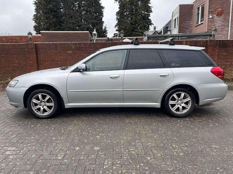 Gebraucht Subaru Legacy 197 PS (144 kW) 2004 Silber Kombi