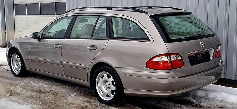 Gebraucht Mercedes E280 190 PS (139 kW) 2005 Silber Kombi