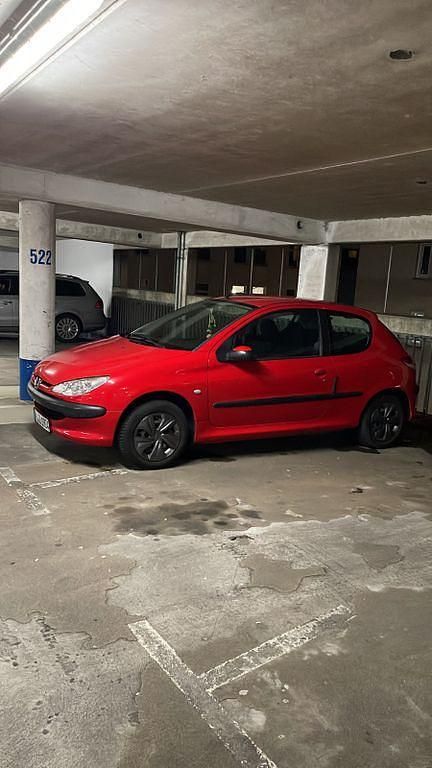 Gebraucht Peugeot 206 60 PS (44 kW) 2004 Rot Limousine