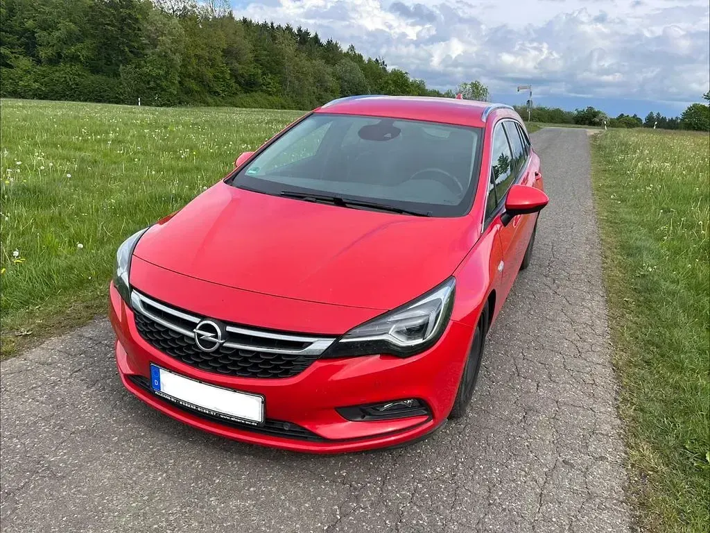 Gebraucht Opel Astra 136 PS (100 kW) 2017 Rot Limousine
