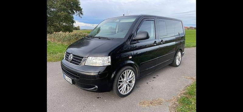 Schwarz Gebraucht 2004 VW Multivan Van | 6.999 € (Fairer Preis) - Bild 1/4