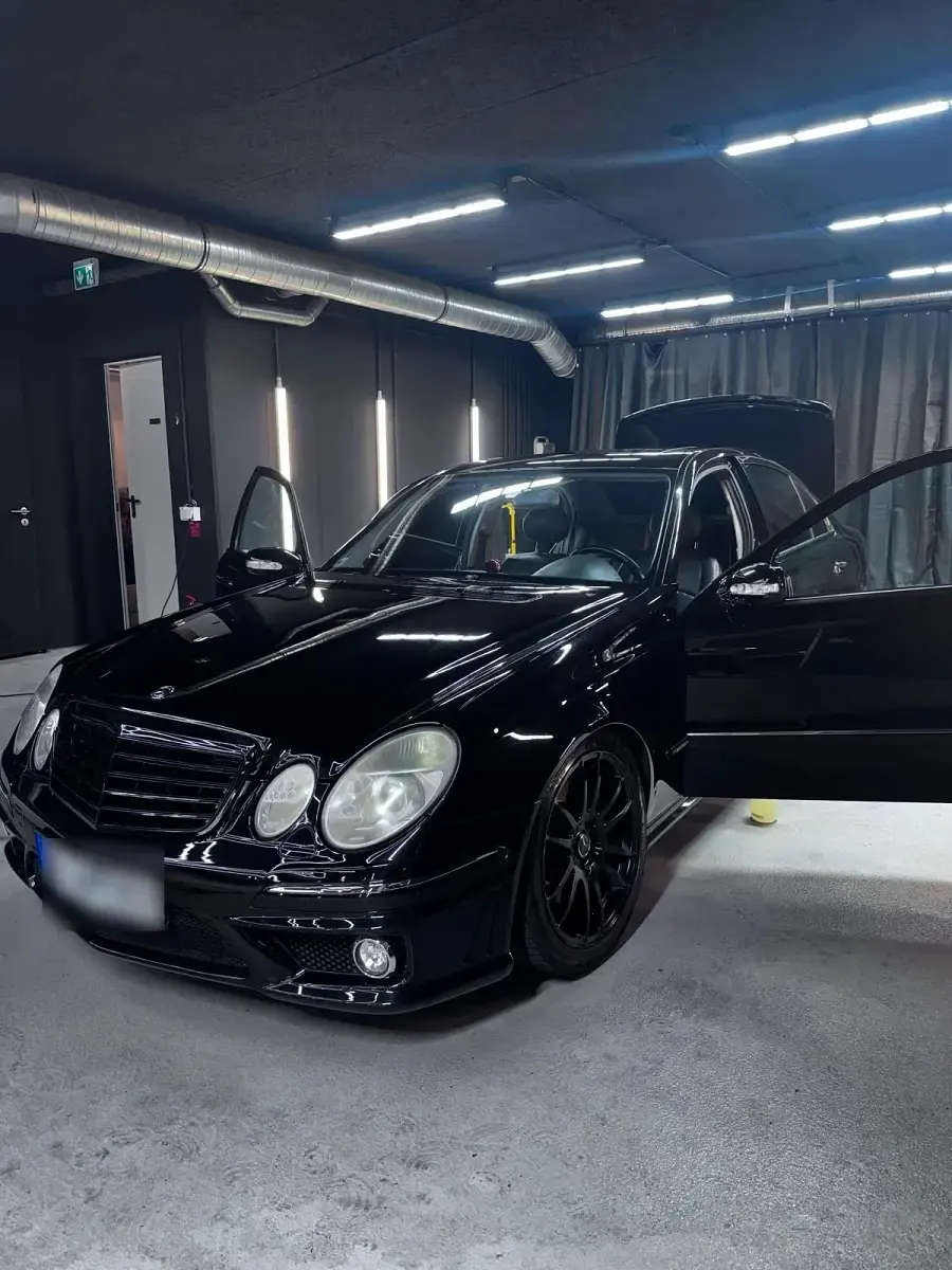 Gebraucht Mercedes E500 306 PS (225 kW) 2003 Schwarz Limousine