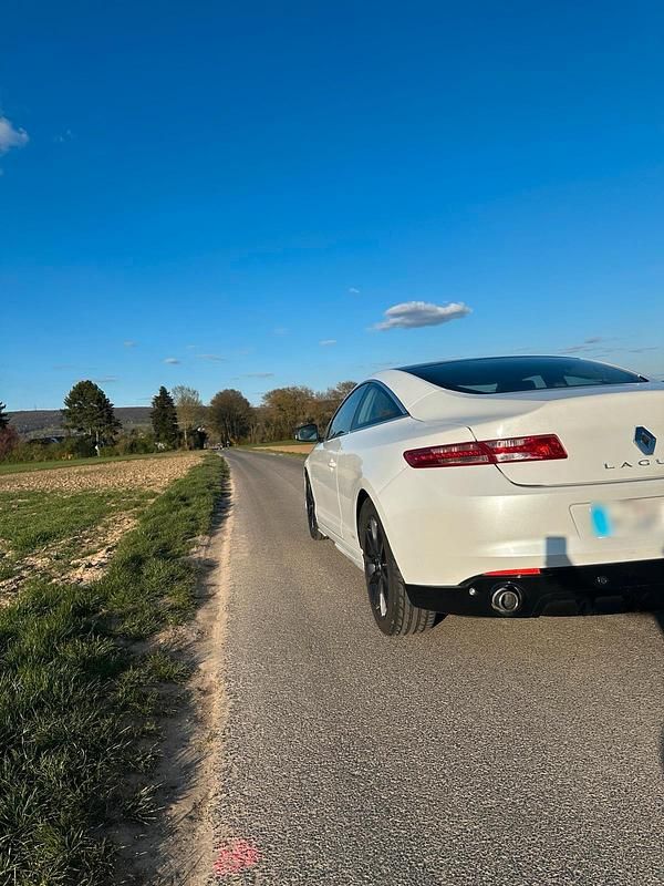 Gebraucht Renault Laguna Coupé 235 PS (172 kW) 2010 Weiß Coupé