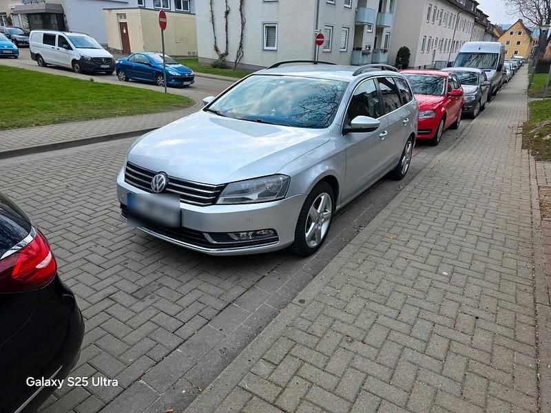 Second-hand VW Passat 140 CP (102 kW) 2013 Gri Break