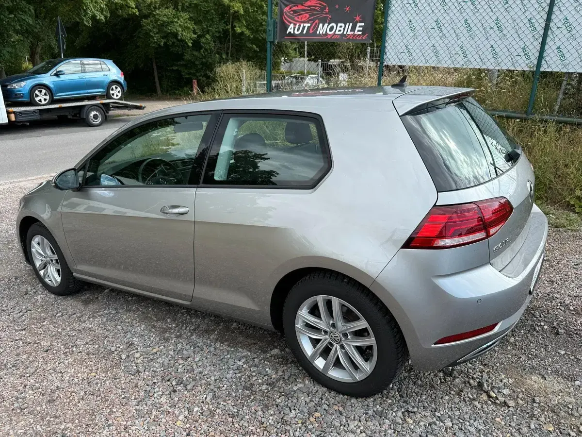 Second-hand VW Golf VII 110 CP (80 kW) 2018 Argintiu