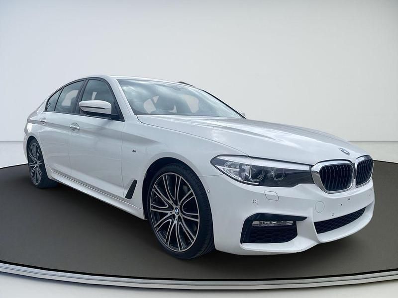 Gebraucht BMW 530 M Sport 252 PS (185 kW) 2017 Weiß Limousine