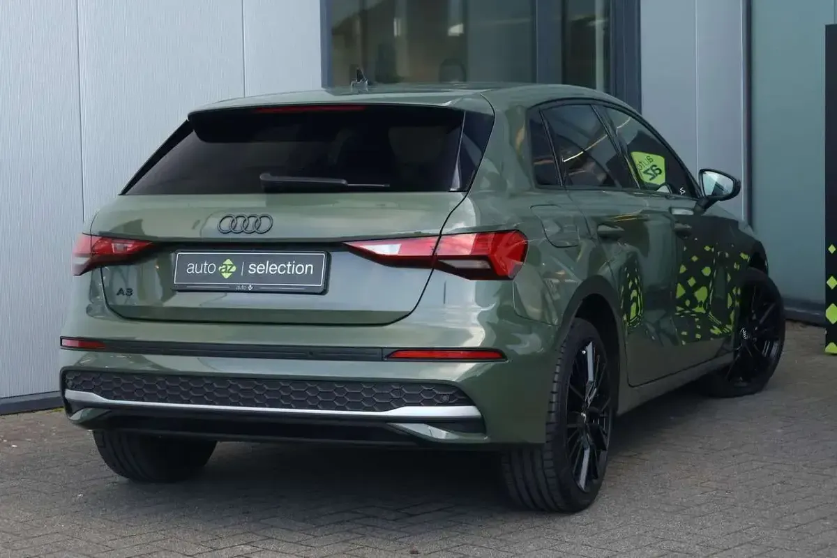 Gebraucht Audi A3 Proline 116 PS (85 kW) 2025 Grün Limousine