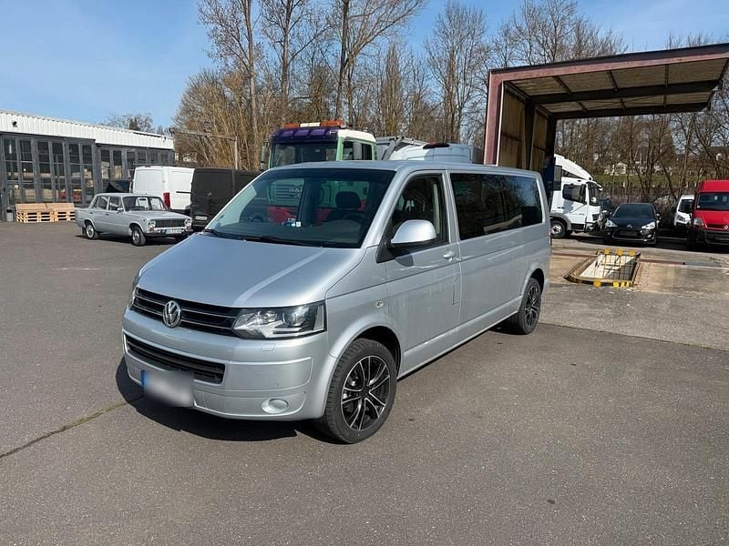 Second-hand VW Caravelle 140 CP (102 kW) 2012 Argintiu Van