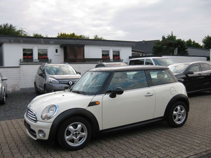 Beige Gebraucht 2008 Mini Cooper D Kleinwagen | 2.990 € (Etwas zu teuer) - Bild 1/4