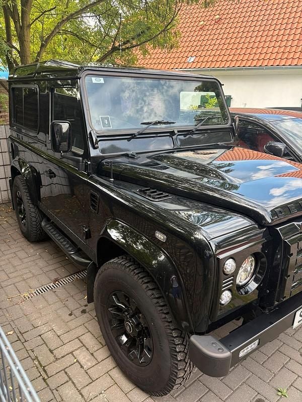 Schwarz Gebraucht 2015 Land Rover Defender SUV | 40.000 € - Bild 1/4