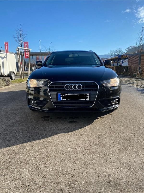Gebraucht Audi A4 177 PS (130 kW) 2012 Schwarz Kombi