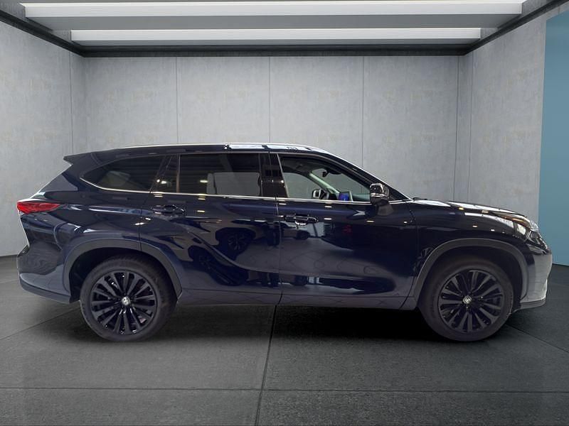 Gebraucht Toyota Highlander Hybrid 247 PS (181 kW) 2024 Blau SUV