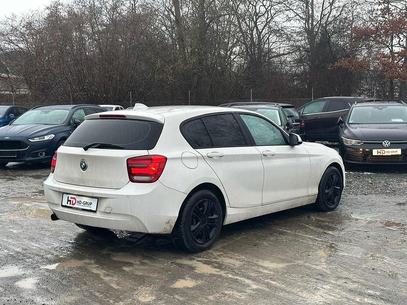 Gebraucht BMW 116 Advantage 136 PS (100 kW) 2014 Weiß Kleinwagen