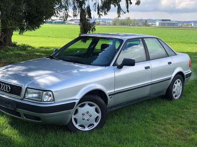 Silber Gebraucht 1993 Audi 80 Limousine | 2.500 € - Bild 1/4