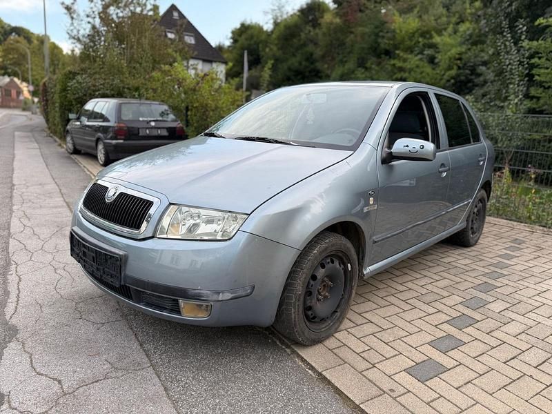Blau Gebraucht 2002 Skoda Fabia Kleinwagen | 1.199 € (Fairer Preis) - Bild 1/4