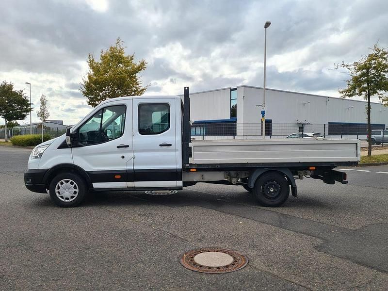 Gebraucht Ford Transit Trend 170 PS (125 kW) 2019 Weiß Van / Kleinbus