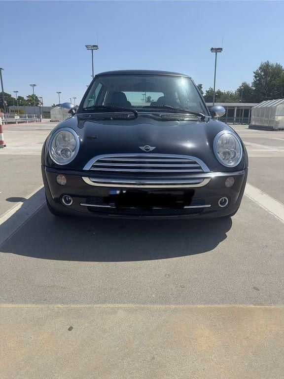Schwarz Gebraucht 2004 Mini ONE Kleinwagen | 2.300 € (Fairer Preis) - Bild 1/4