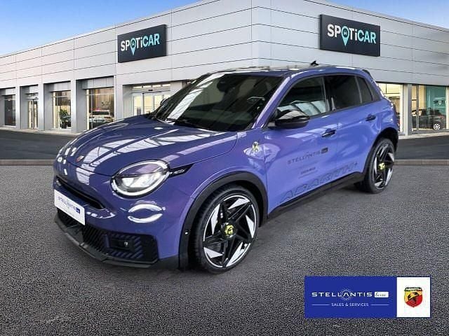 Gebraucht Abarth 600e Scorpionissima 206 kW (281 PS) 2025 Violett SUV