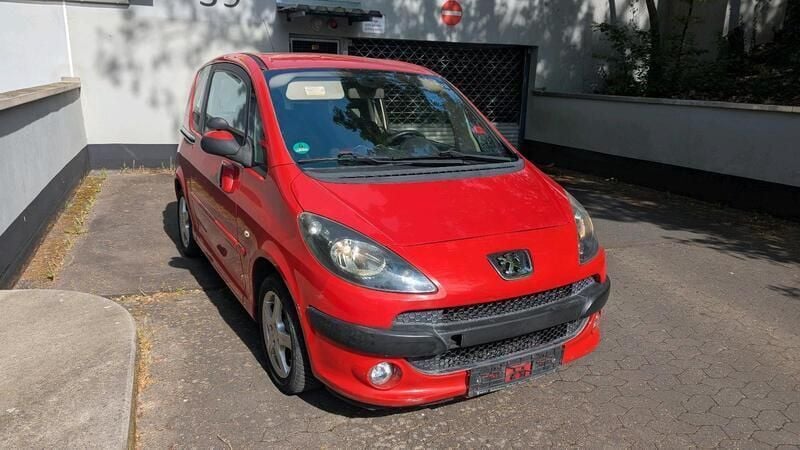 Rot Gebraucht 2005 Peugeot 1007 Kleinwagen | 2.100 € (Superpreis) - Bild 1/4