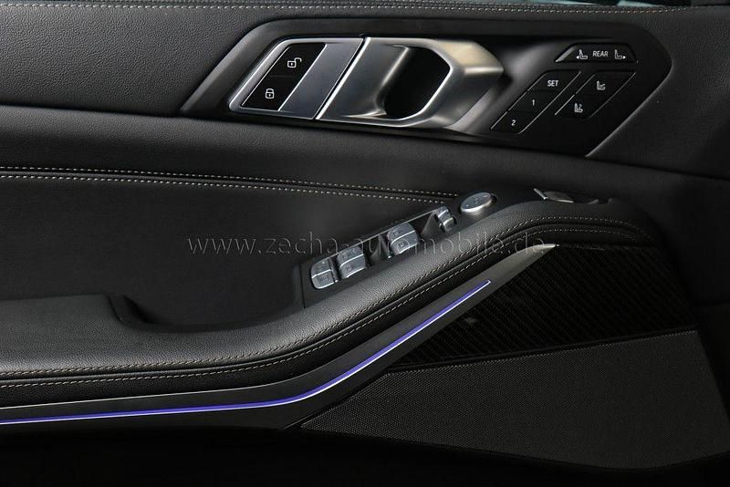 Gebraucht BMW X7 Performance 340 PS (250 kW) 2025 Schwarz SUV