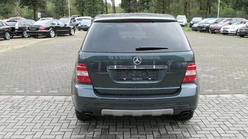 Gebraucht Mercedes ML280 190 PS (139 kW) 2008 Grün SUV