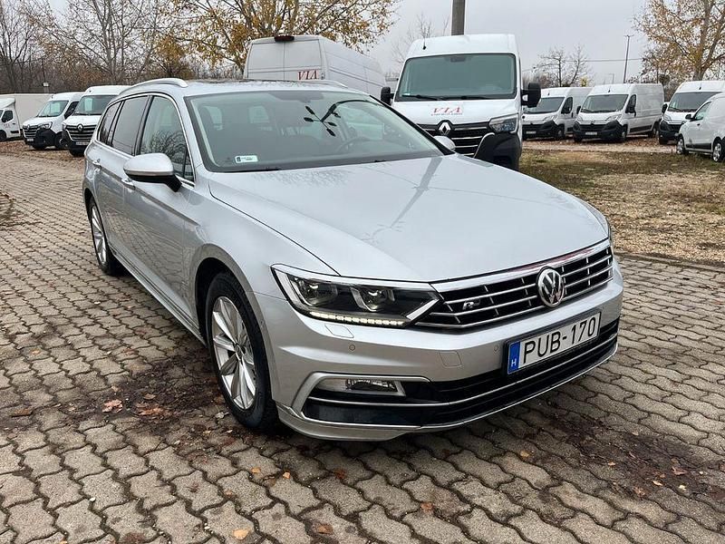 Gebraucht VW Passat Highline 150 PS (110 kW) 2018 Silber Kombi