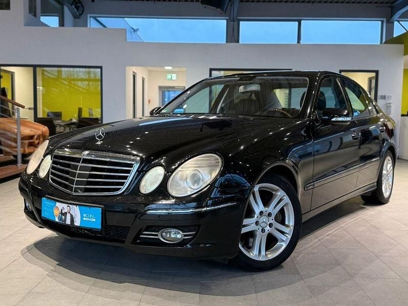 Gebraucht Mercedes E420 314 PS (230 kW) 2007 Schwarz Limousine